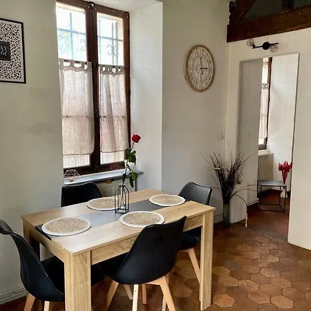 Maison A Proximite De Barbizon / Fontainebleau / A6 *